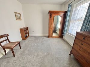 Bedroom- click for photo gallery